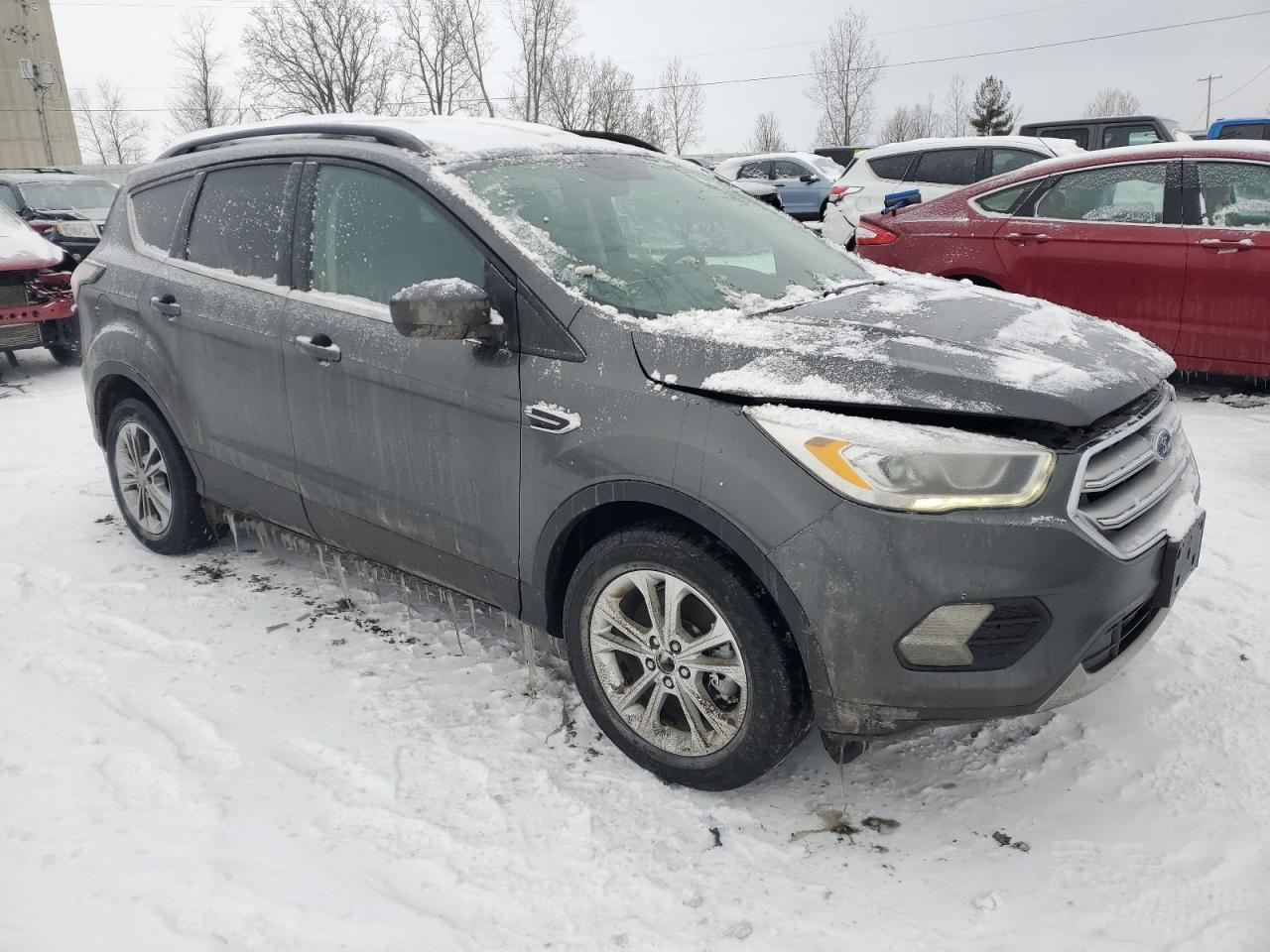 2017 FORD ESCAPE SE - Фото 4