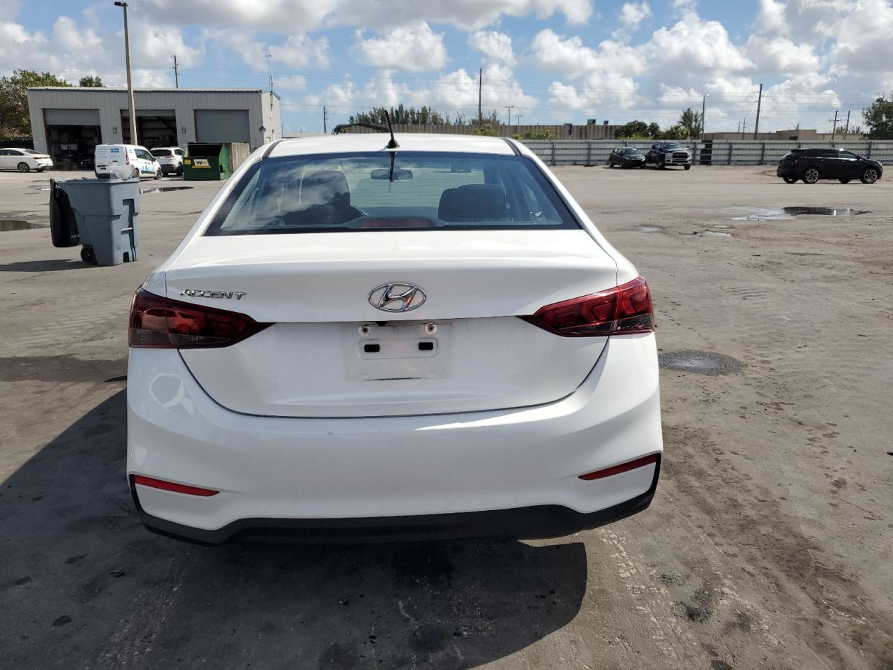 2019 HYUNDAI ACCENT SE - Фото 6