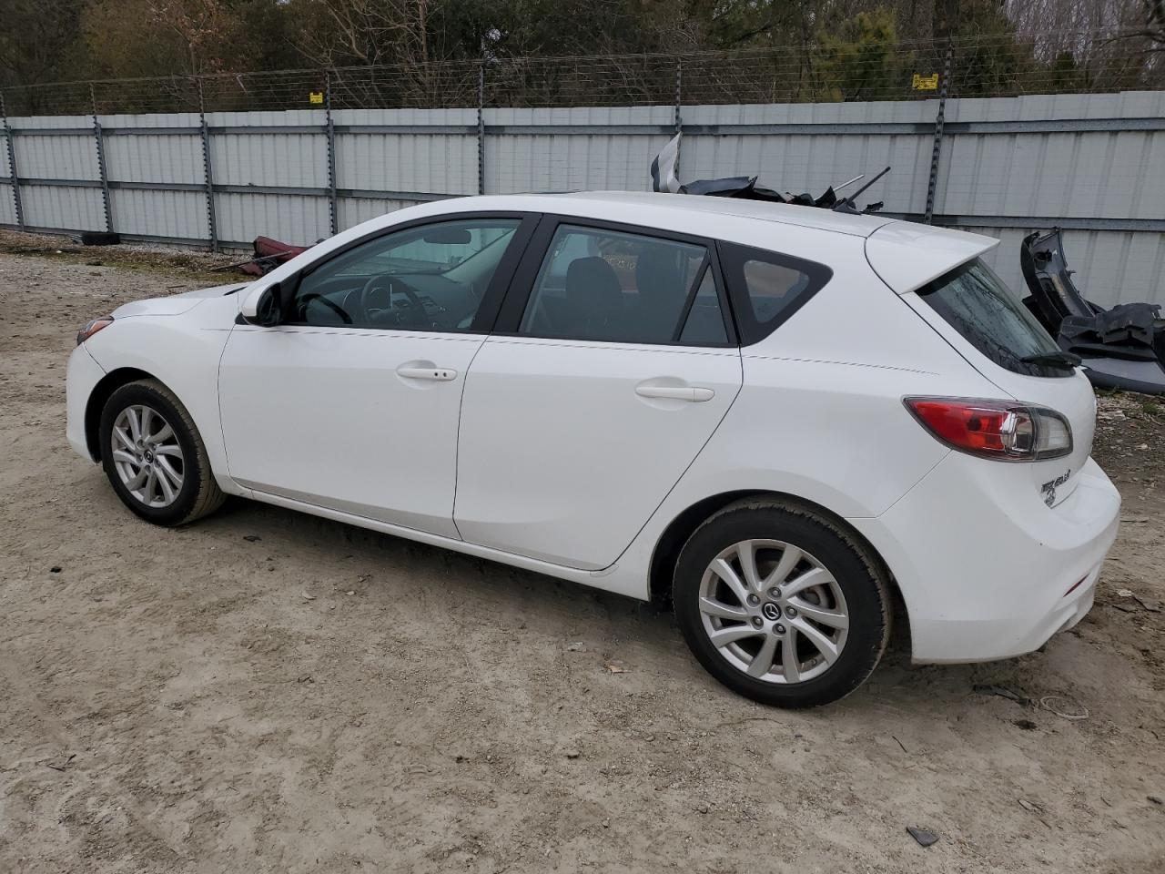 2013 MAZDA 3 I - Фото 2