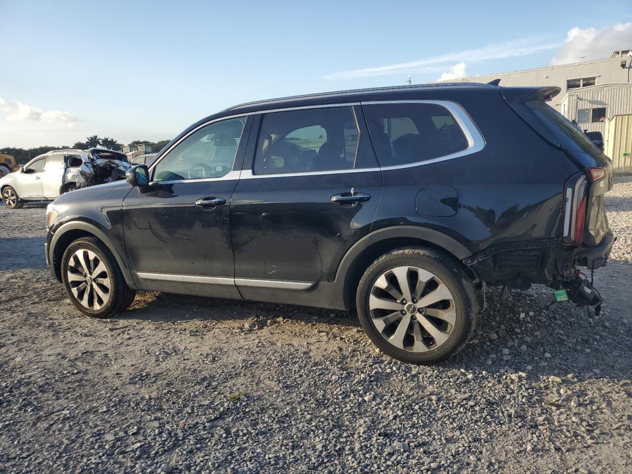2020 KIA TELLURIDE - Фото 2