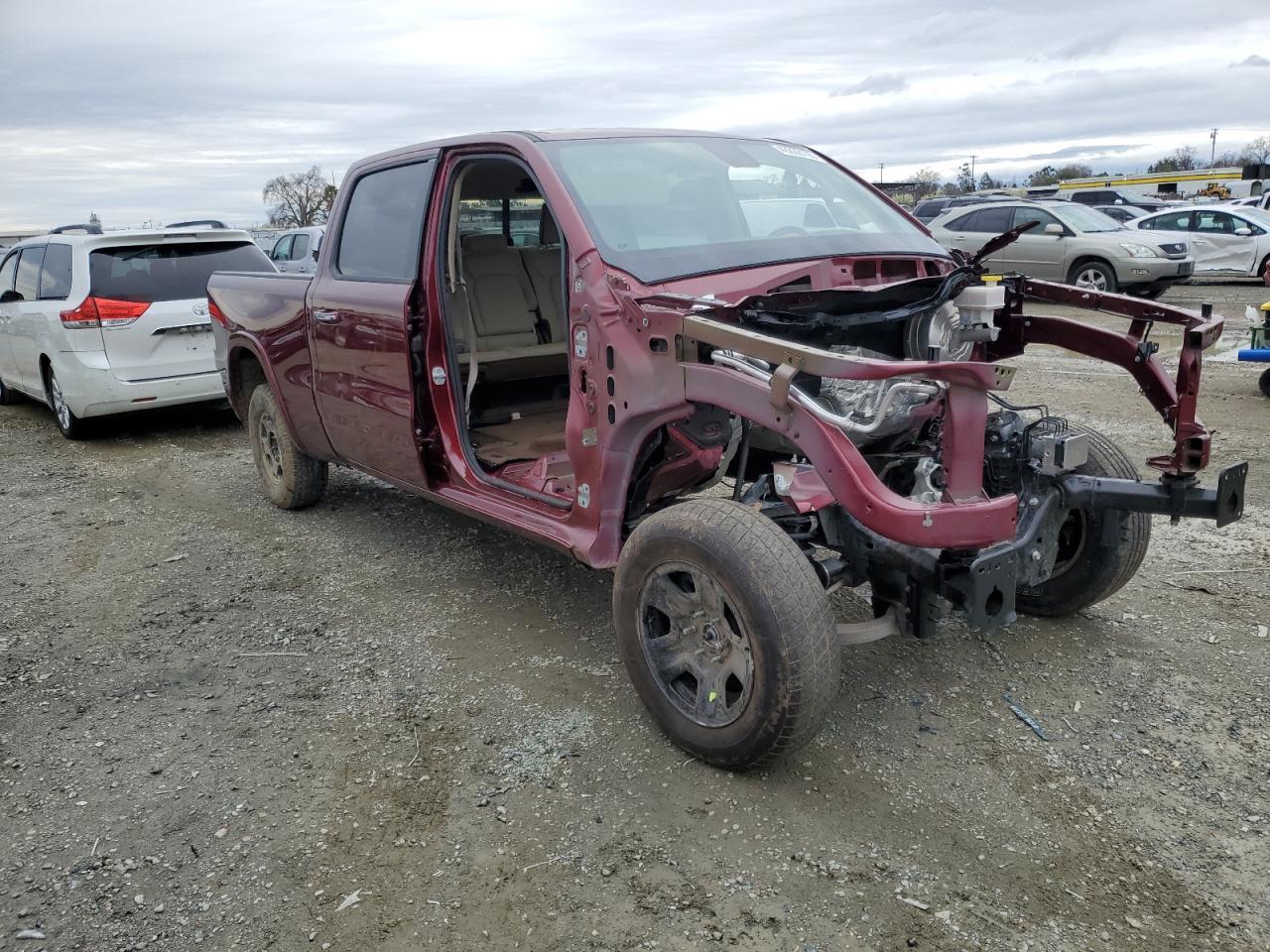 2019 RAM 1500 LARAM - Фото 4