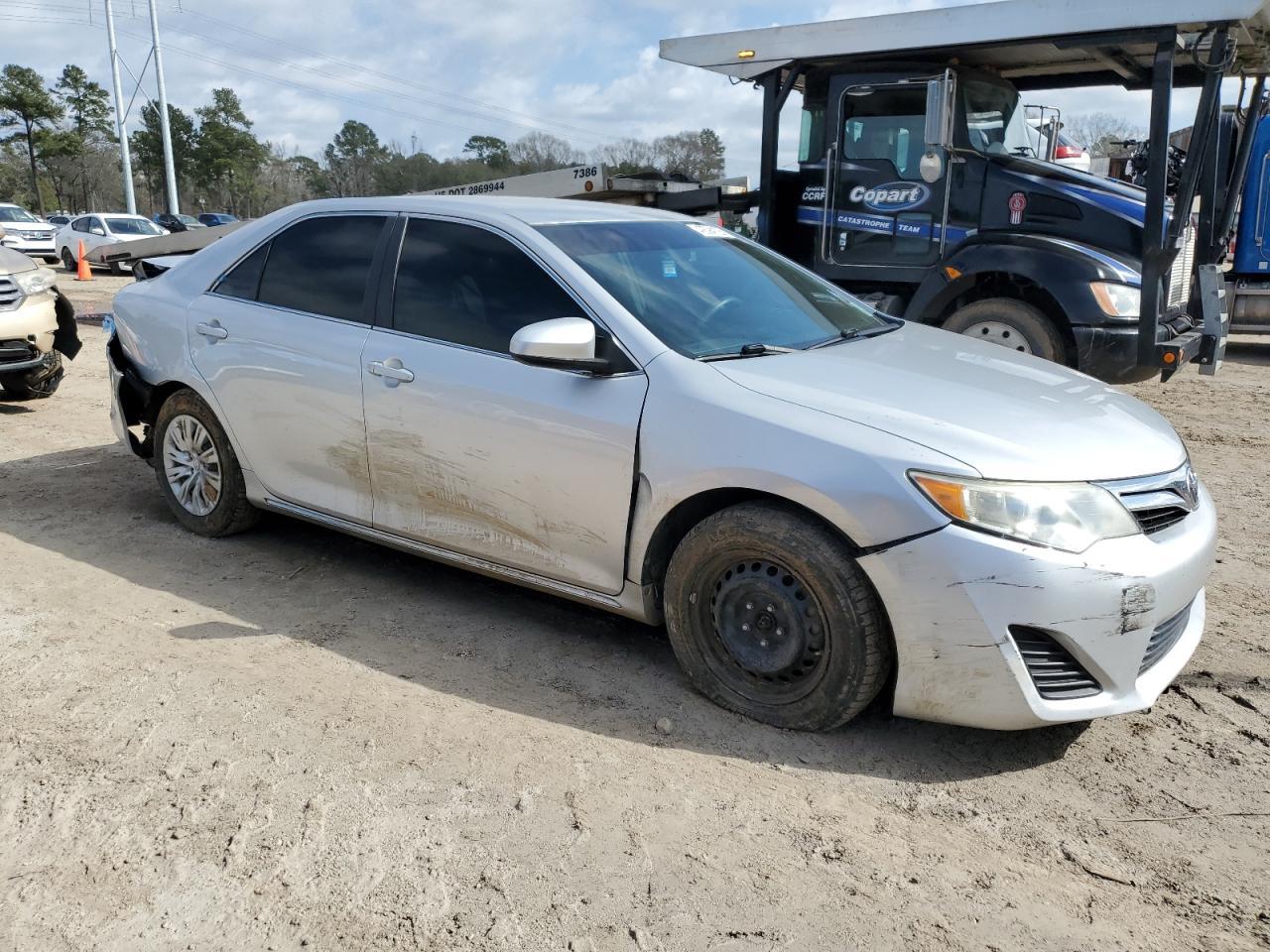 2013 TOYOTA CAMRY L - Image 4