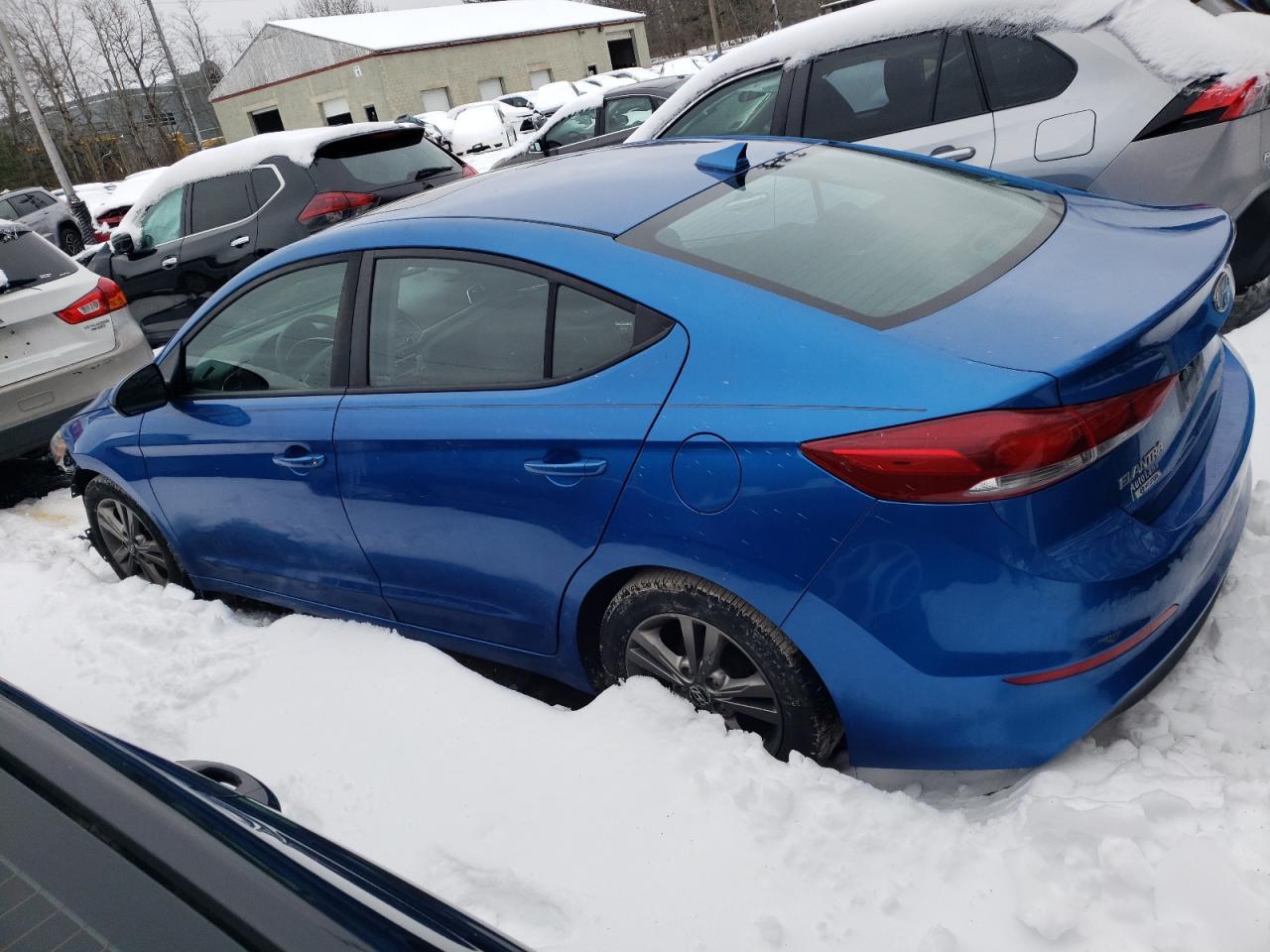 2017 HYUNDAI ELANTRA SE - Image 2