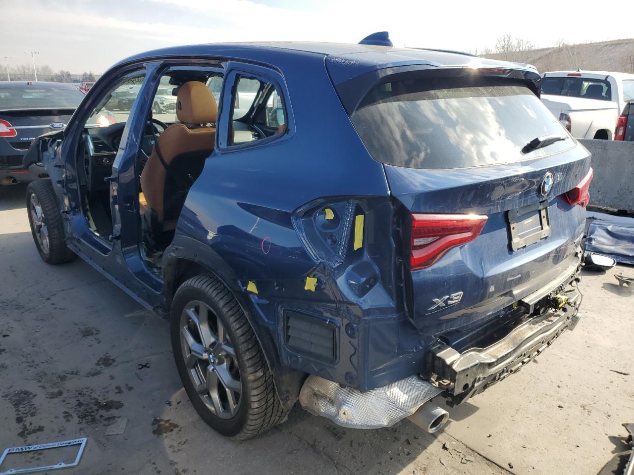 2021 BMW X3 XDRIVE3 - Фото 2