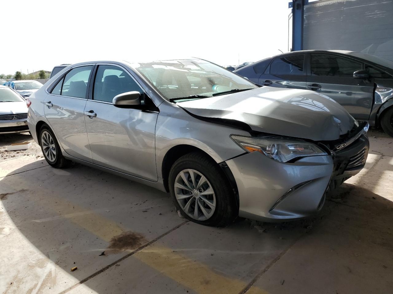 2017 TOYOTA CAMRY LE - Фото 4