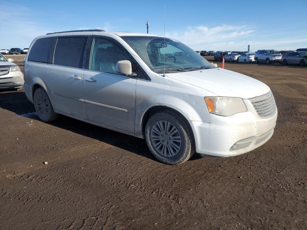 2014 CHRYSLER TOWN & COU - Фото 4