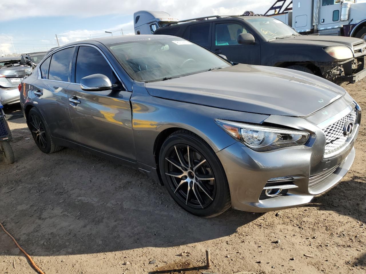 2016 INFINITI Q50 PREMIU - Фото 4