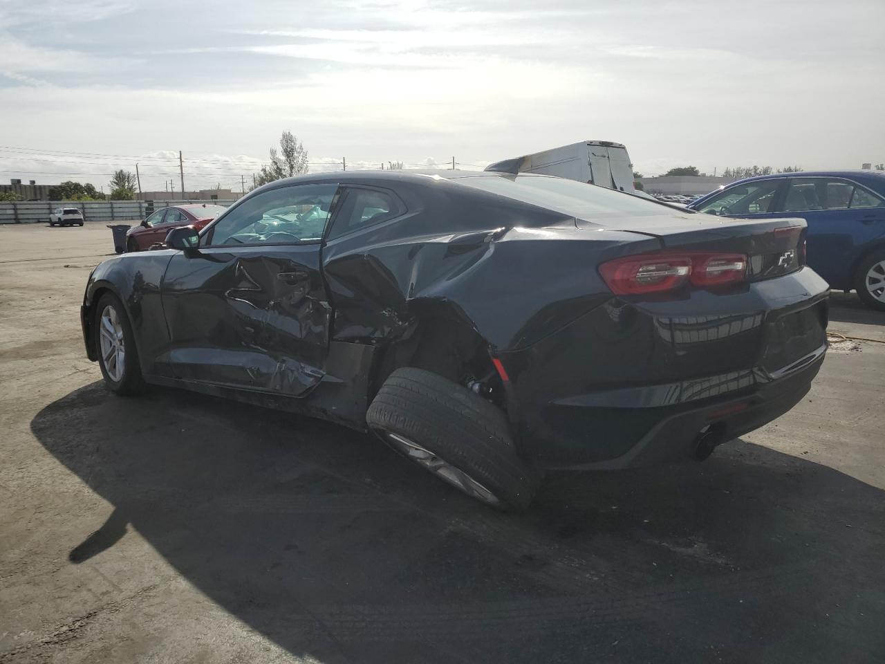 2020 CHEVROLET CAMARO LS - Фото 2