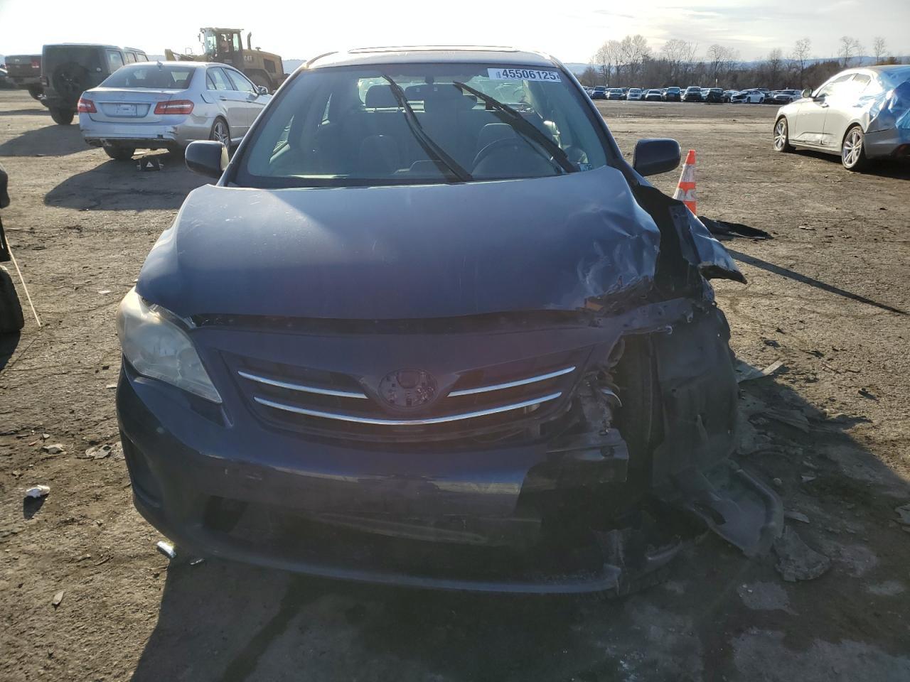 2013 TOYOTA COROLLA BA - Image 5