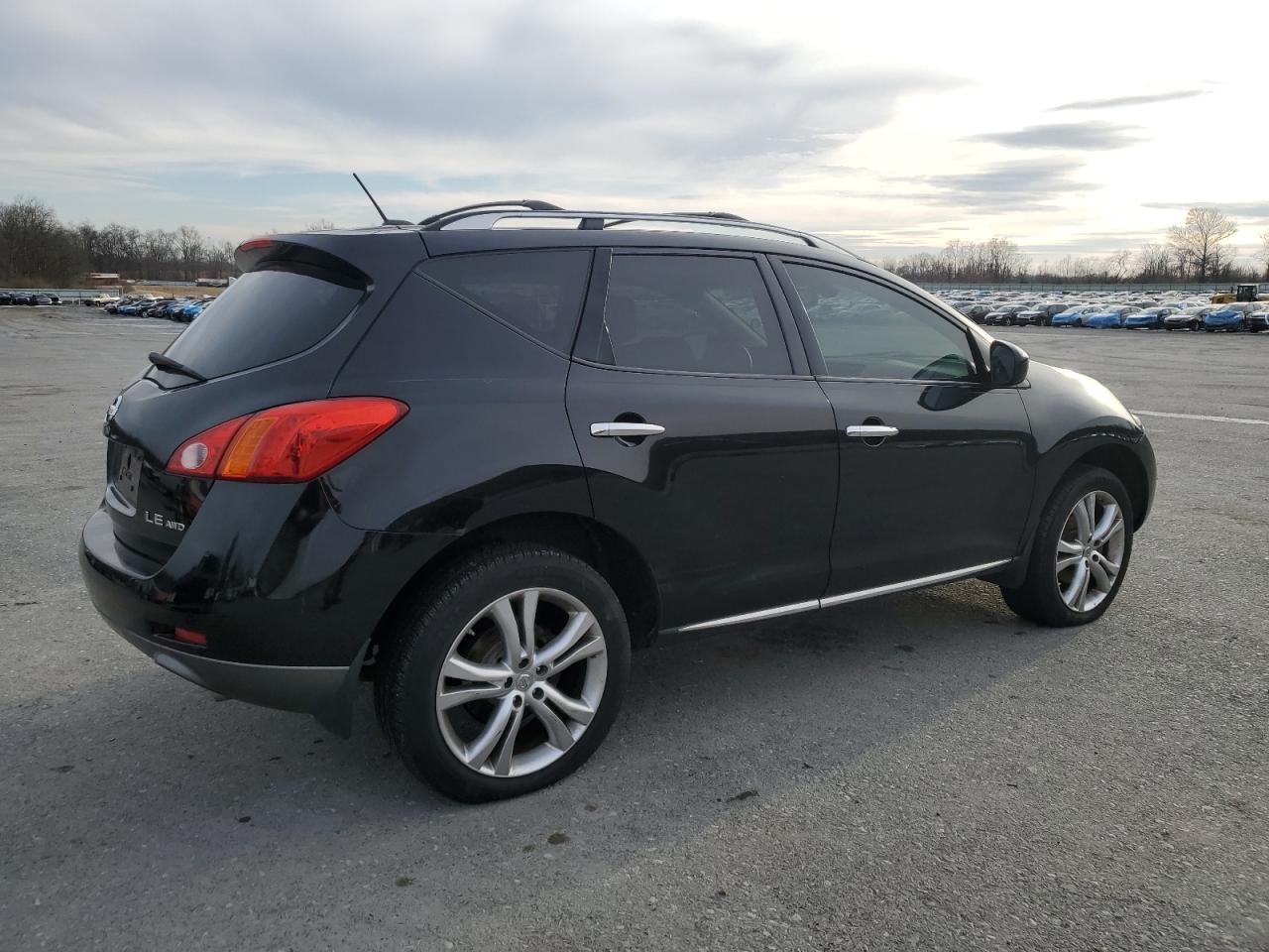 2010 NISSAN MURANO S - Image 3