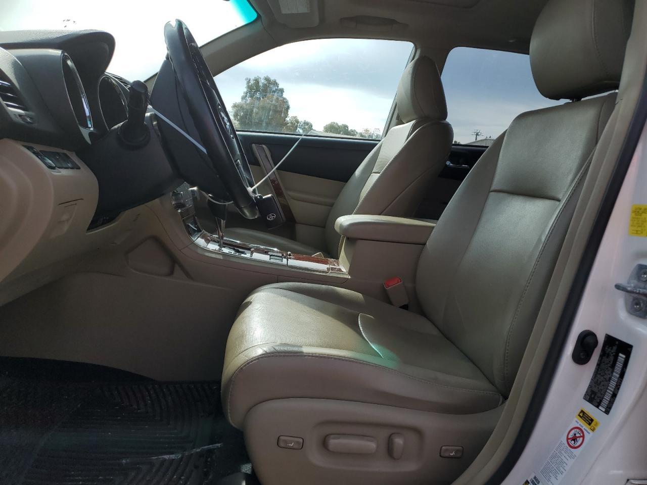 2011 TOYOTA HIGHLANDER - Фото 7