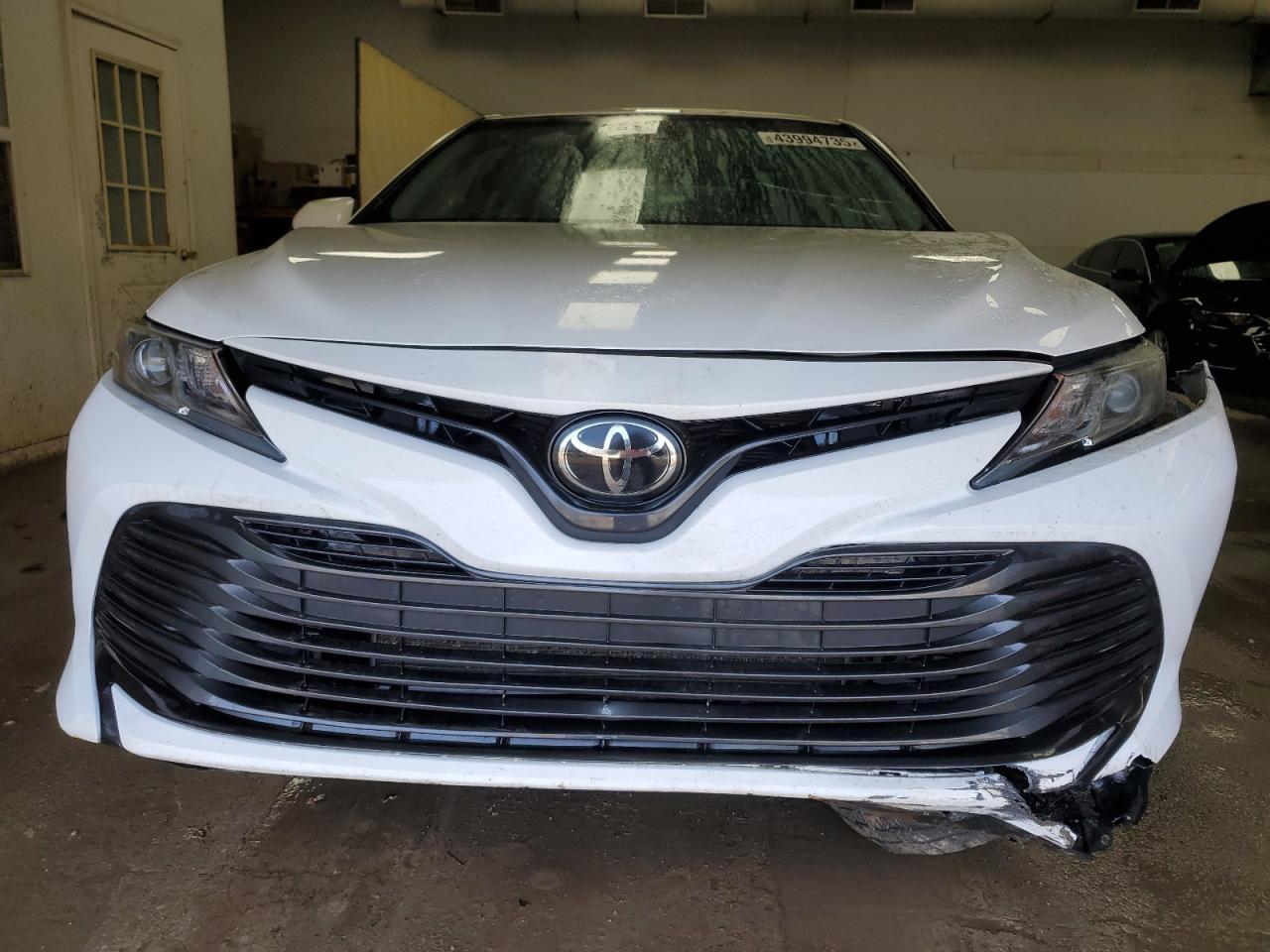 2018 TOYOTA CAMRY L - Фото 5