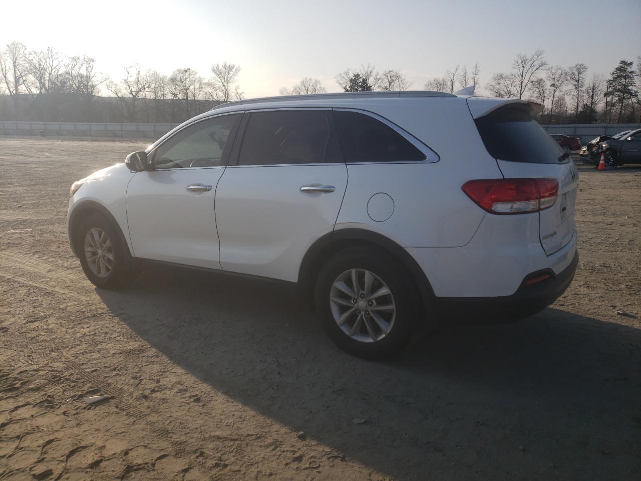 2016 KIA SORENTO LX - Image 2