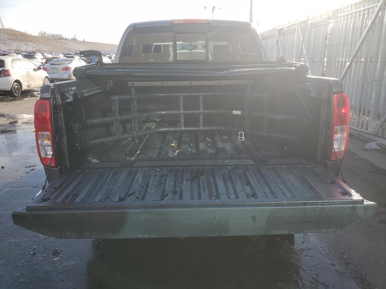 2017 NISSAN FRONTIER S - Фото 6