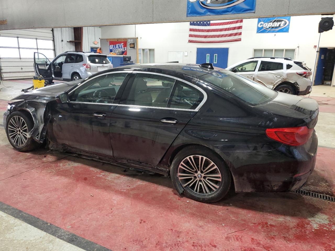 2017 BMW 540 XI - Фото 2