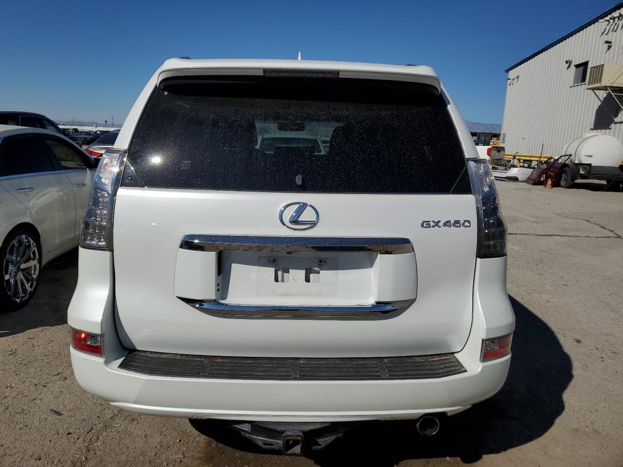 2014 LEXUS GX 460 - Image 6