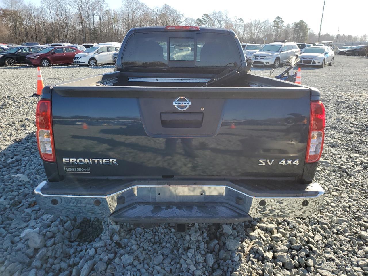 2017 NISSAN FRONTIER S - Фото 6