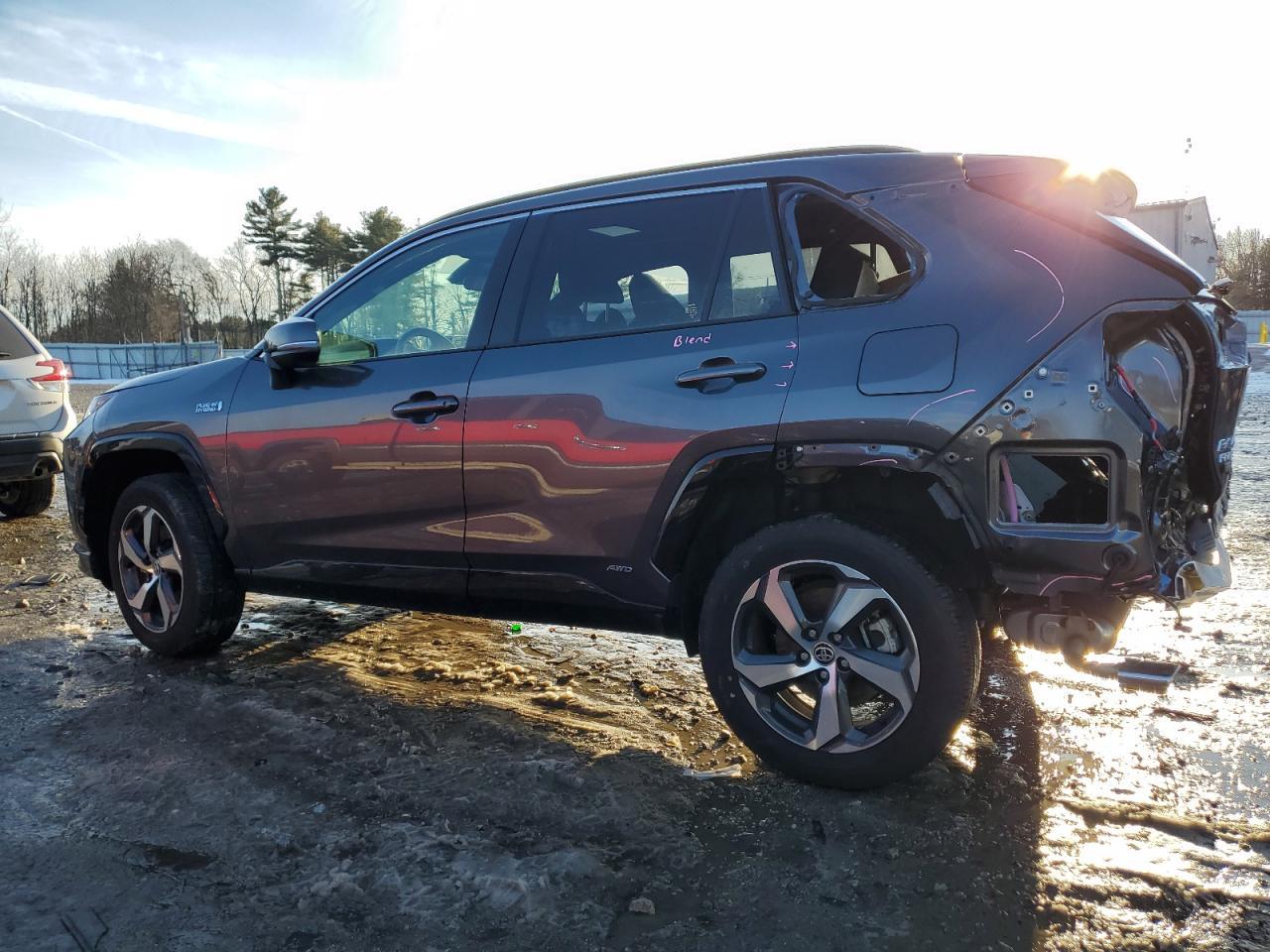 2023 TOYOTA RAV4 PRIME - Фото 2