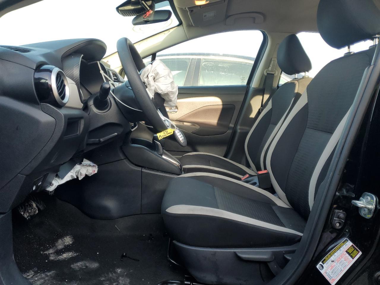2021 NISSAN VERSA SV - Фото 7