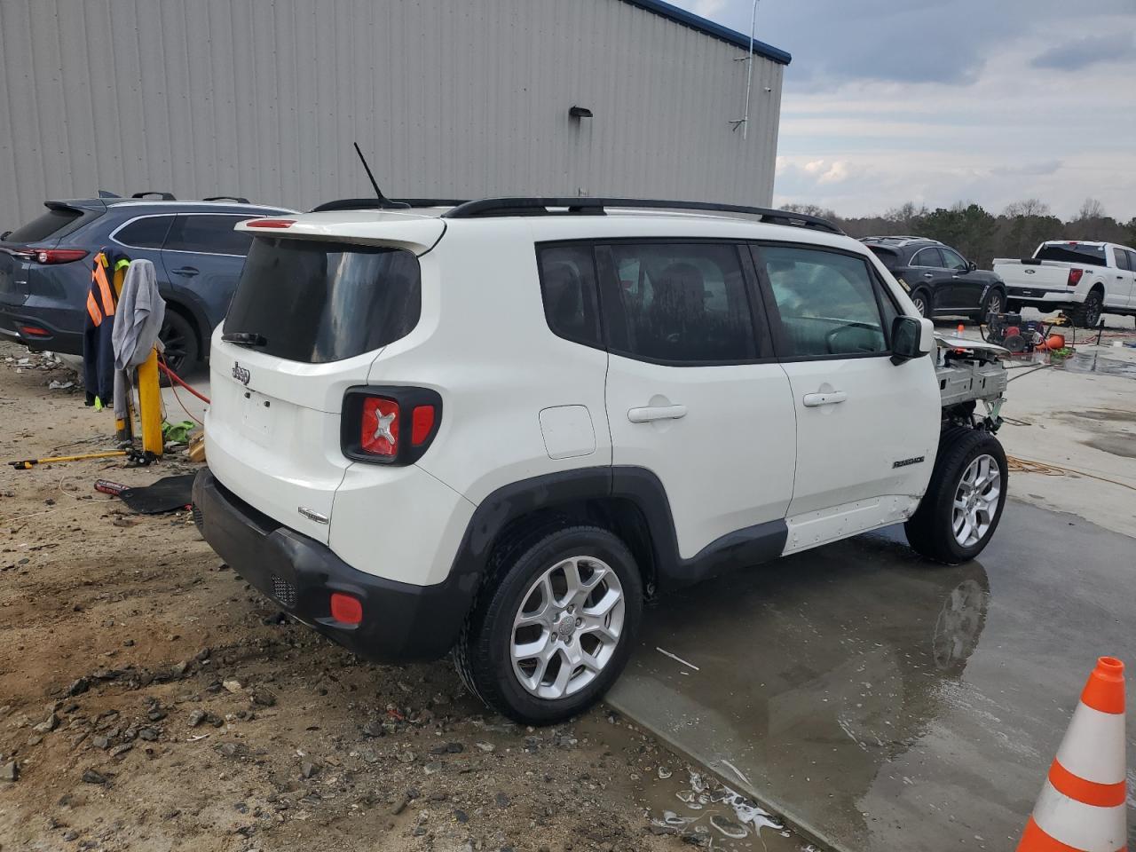 2017 JEEP RENEGADE L - Фото 3