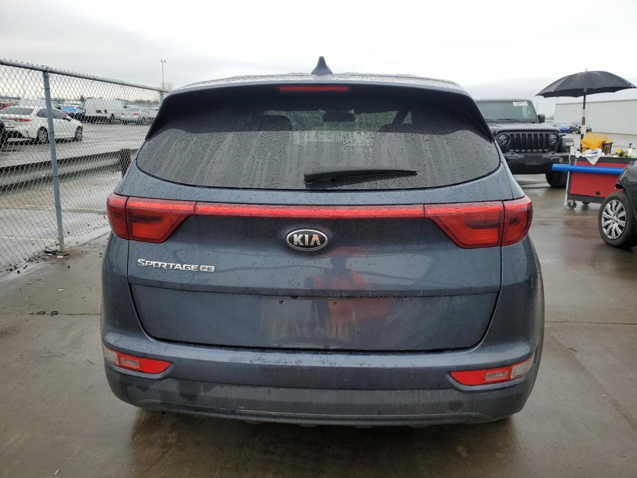 2017 KIA SPORTAGE L - Image 6