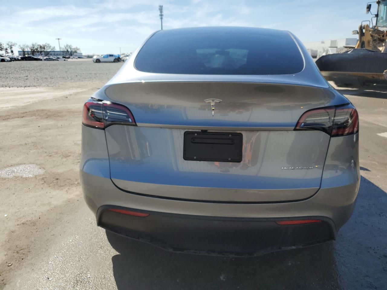 2025 TESLA MODEL Y - Image 6