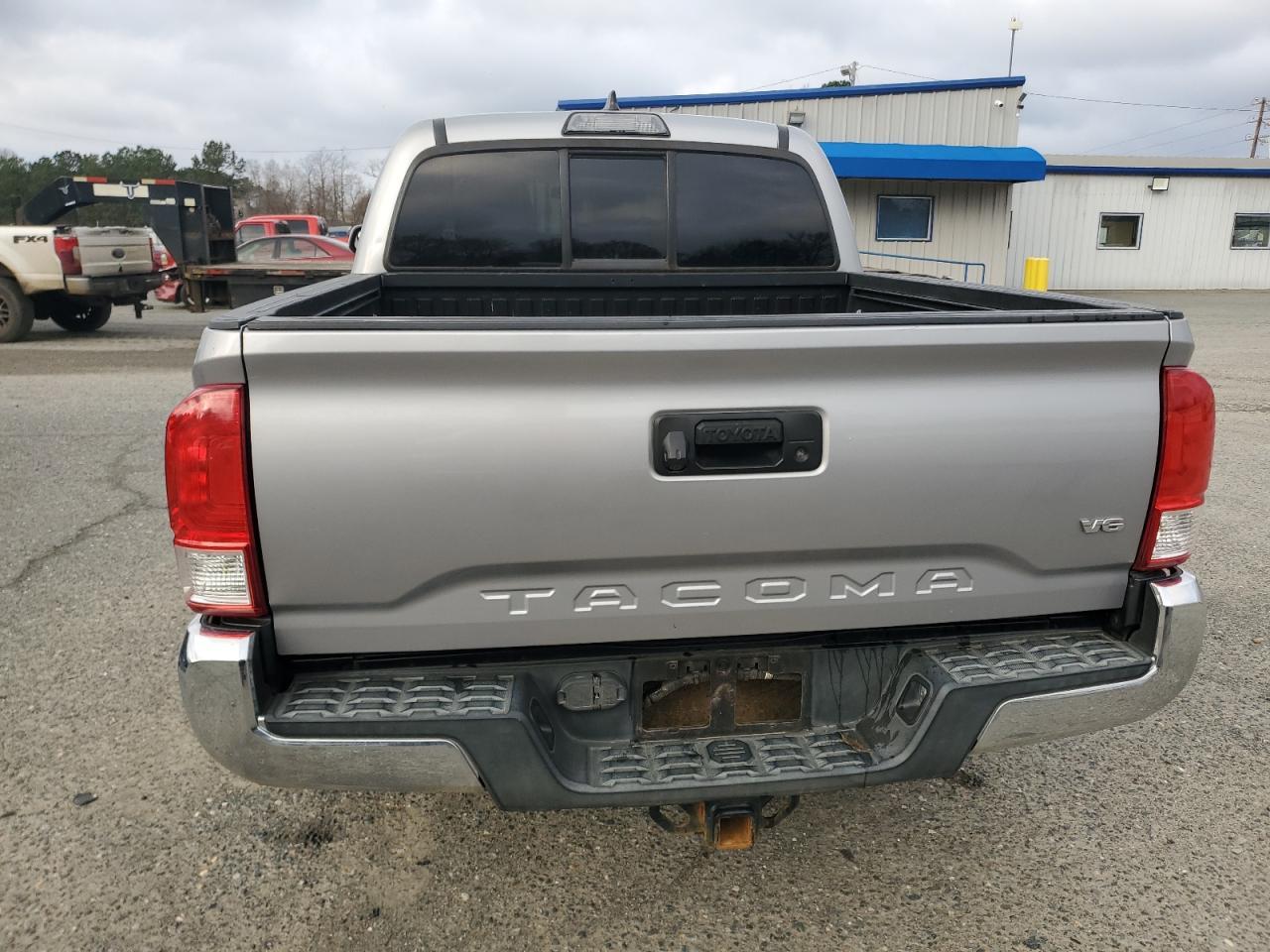 2016 TOYOTA TACOMA DOU - Image 6