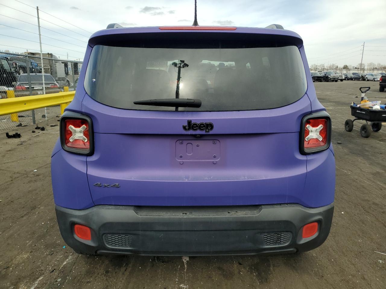 2016 JEEP RENEGADE L - Image 6