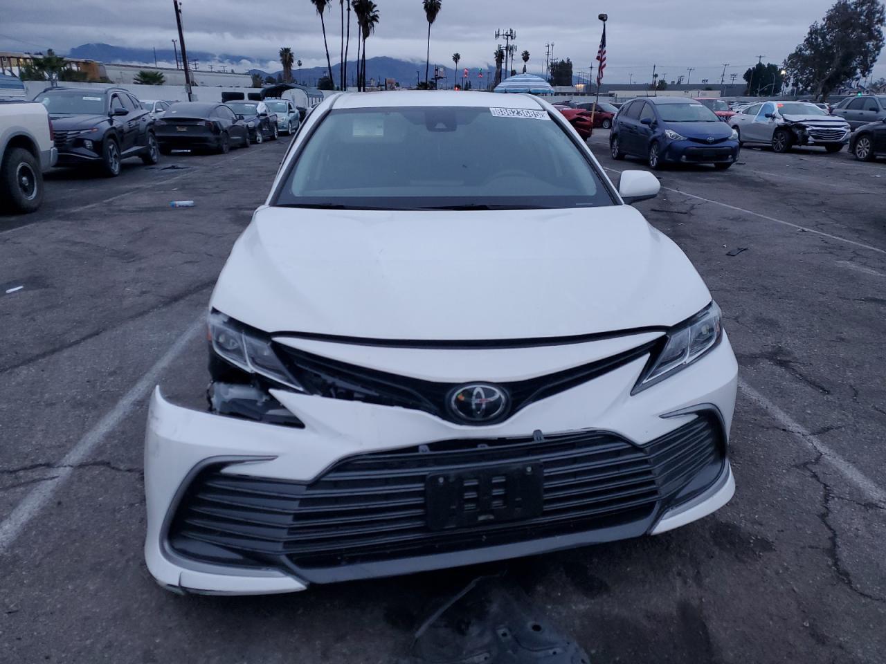 2023 TOYOTA CAMRY LE - Image 5