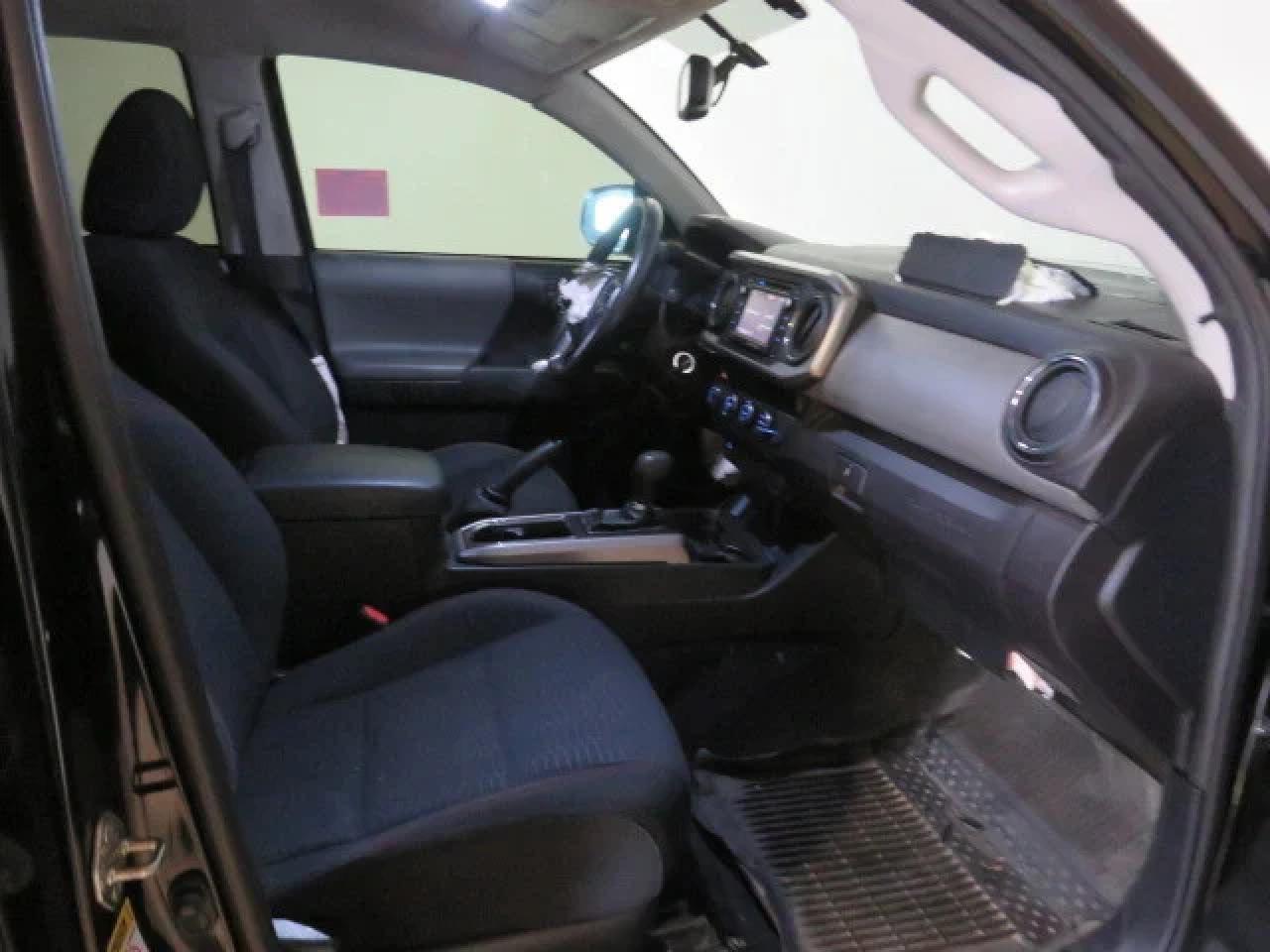 2017 TOYOTA TACOMA DOU - Фото 5
