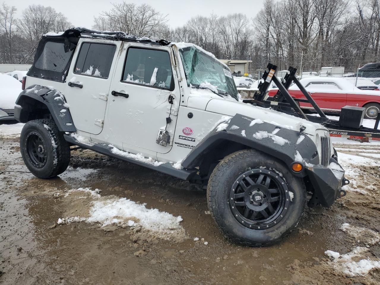 2012 JEEP WRANGLER U - Image 4