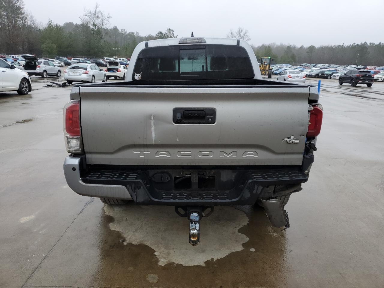 2017 TOYOTA TACOMA DOU - Фото 6