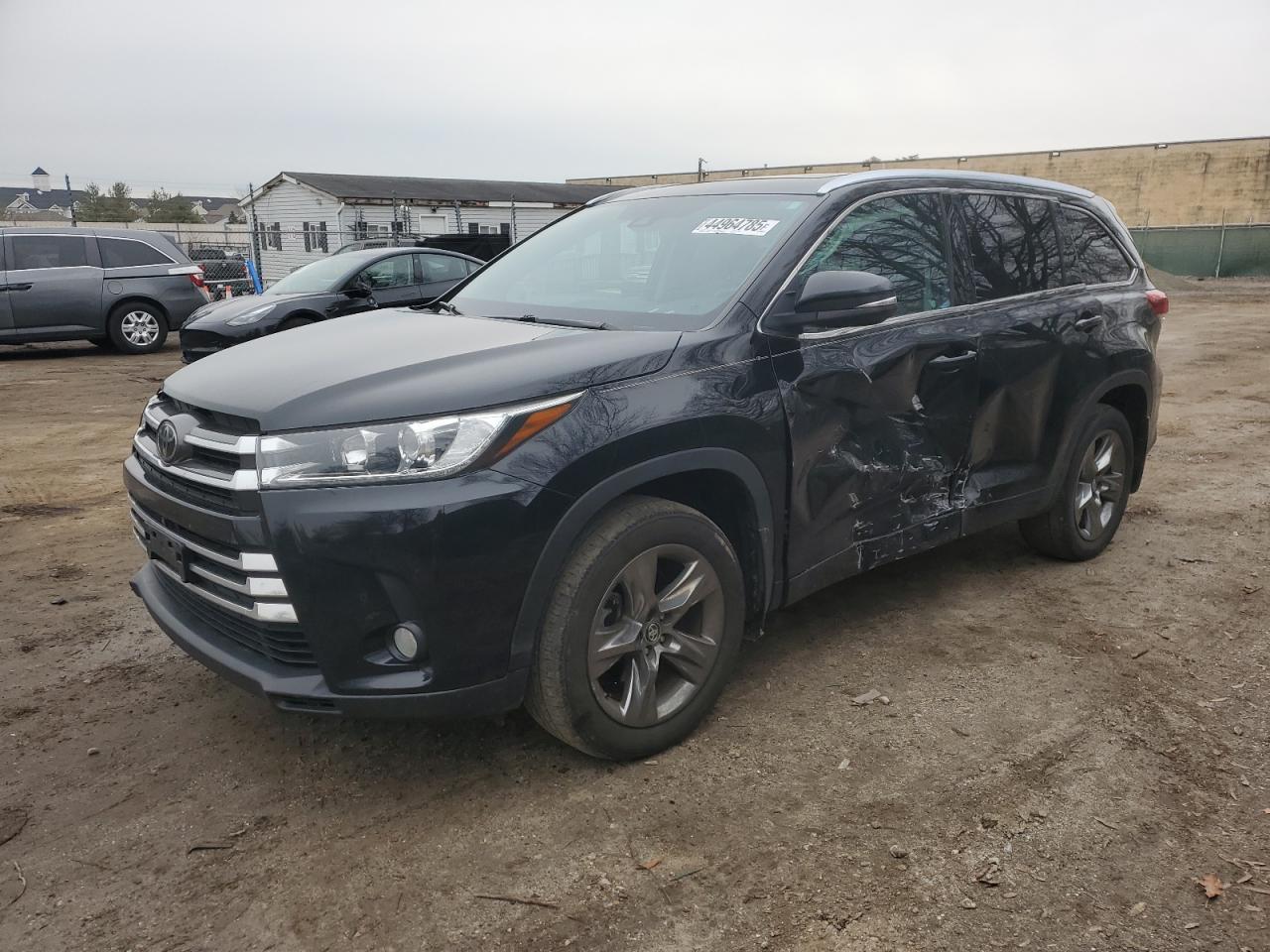 2018 TOYOTA HIGHLANDER