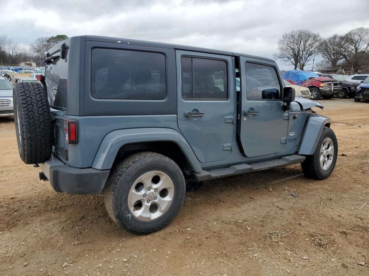 2014 JEEP WRANGLER U - Image 3