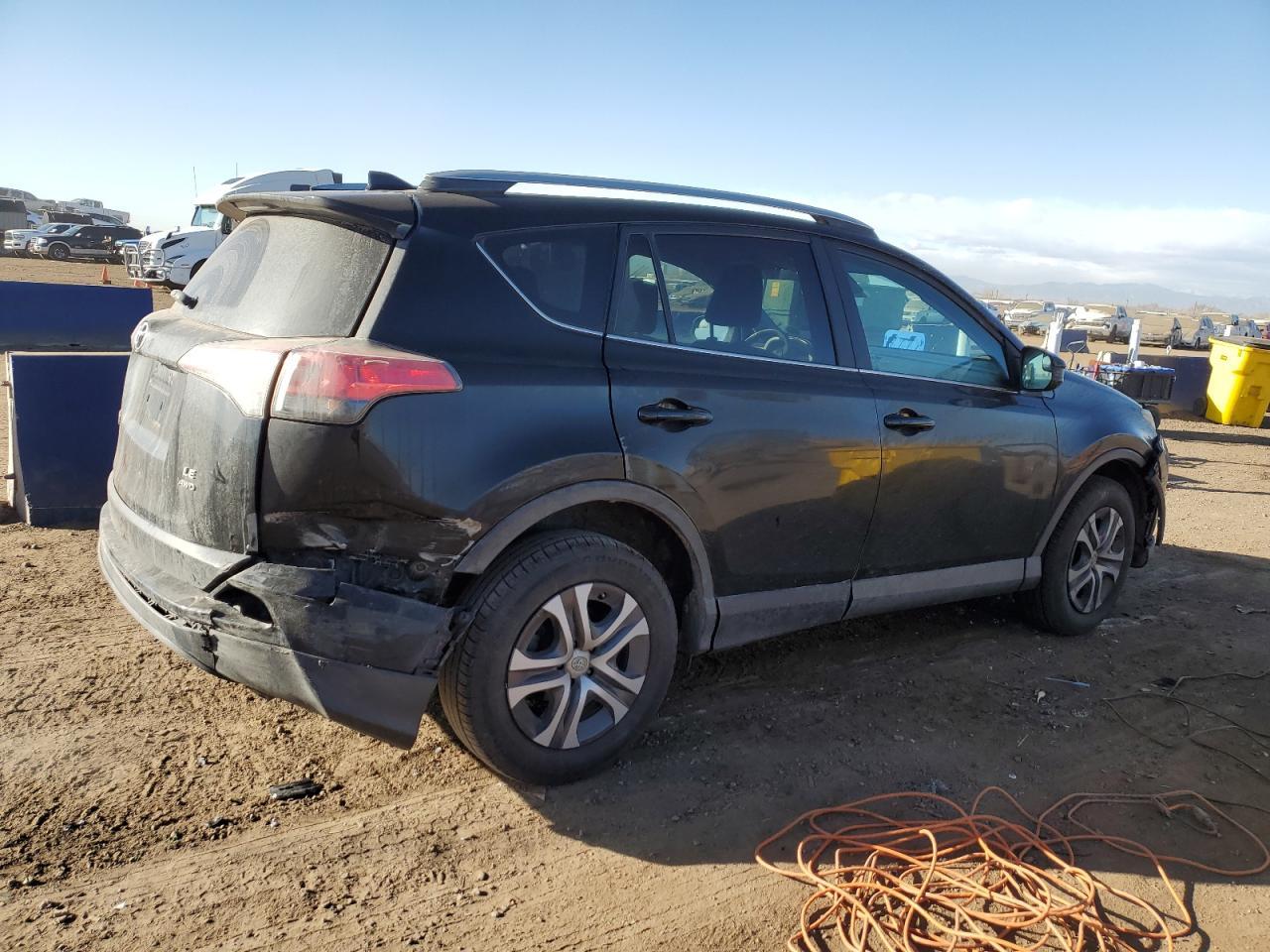 2017 TOYOTA RAV4 LE - Image 3