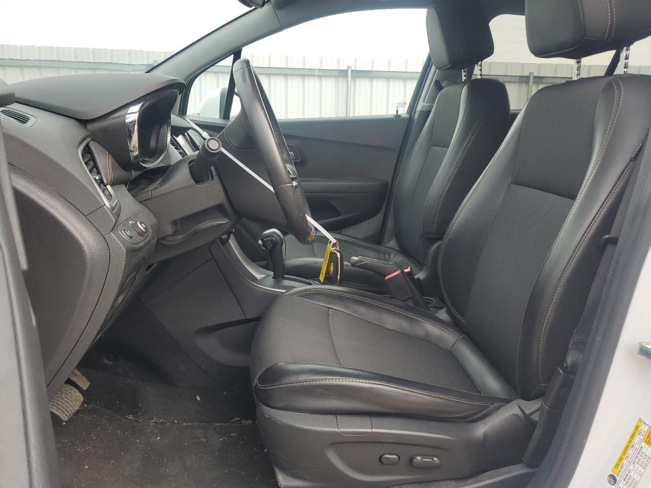 2018 CHEVROLET TRAX 1LT - Image 7