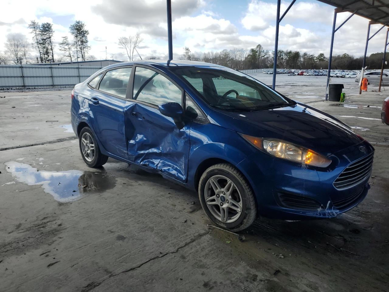 2019 FORD FIESTA SE - Image 4