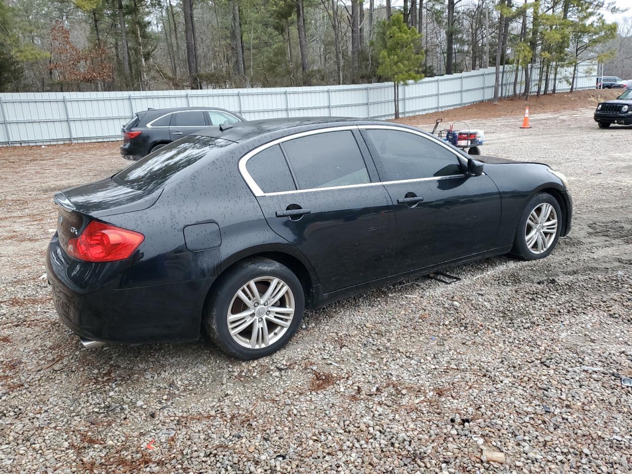 2012 INFINITI G37 - Image 3