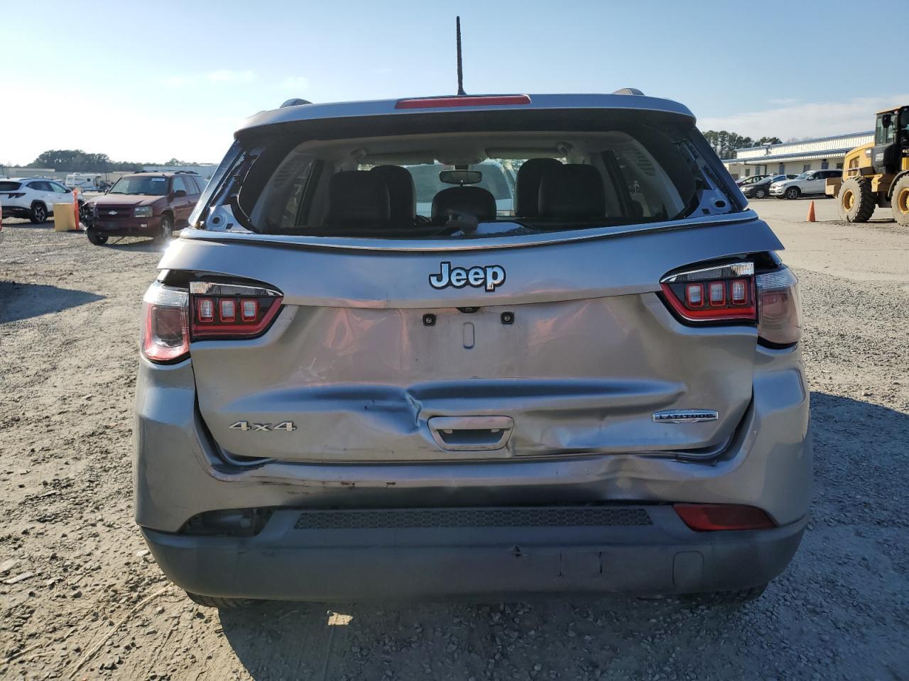 2018 JEEP COMPASS LA - Фото 6