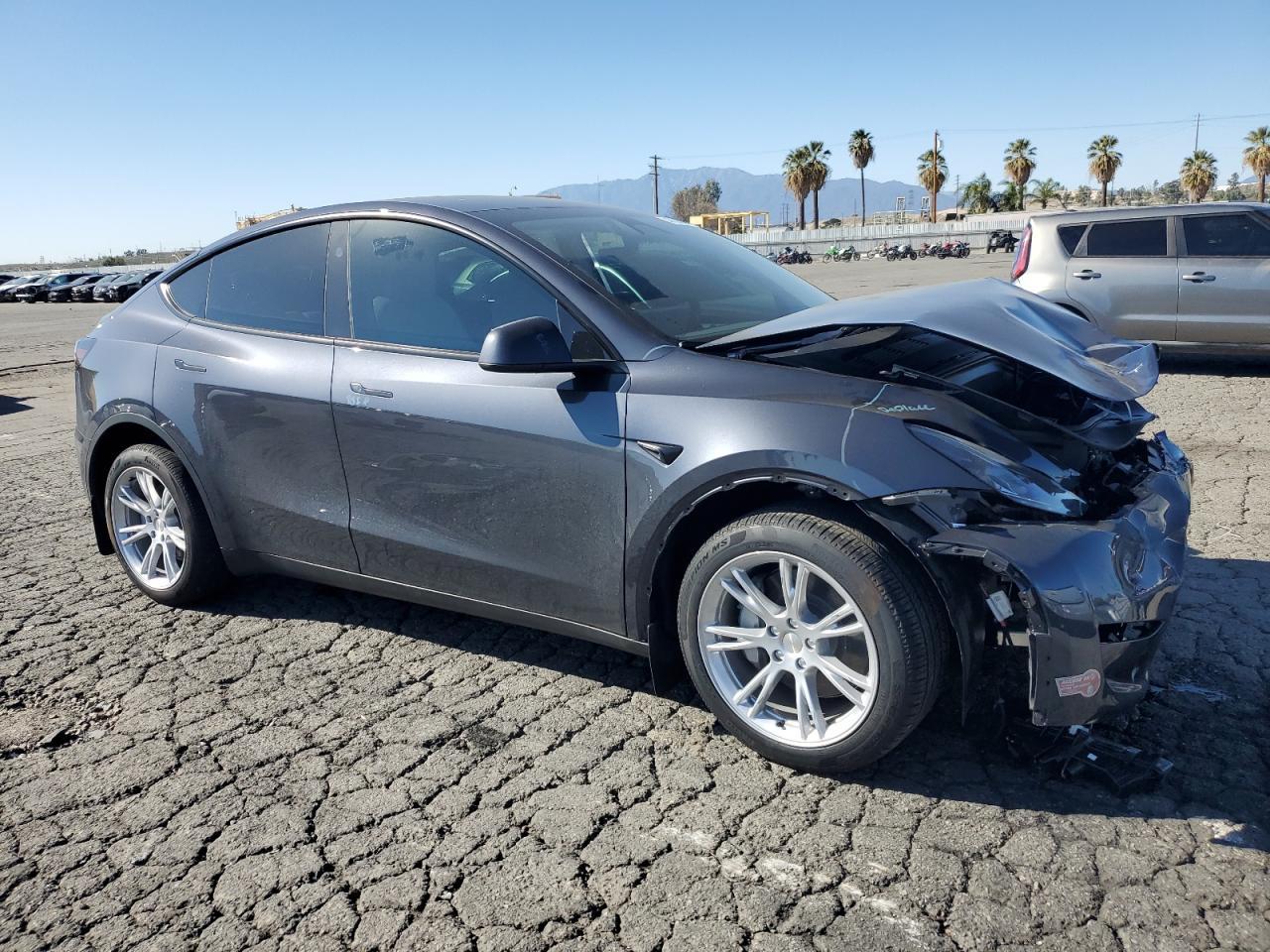 2024 TESLA MODEL Y - Image 4