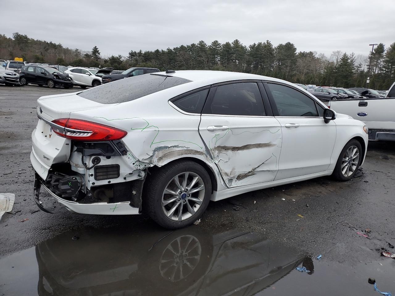 2017 FORD FUSION SE - Image 3