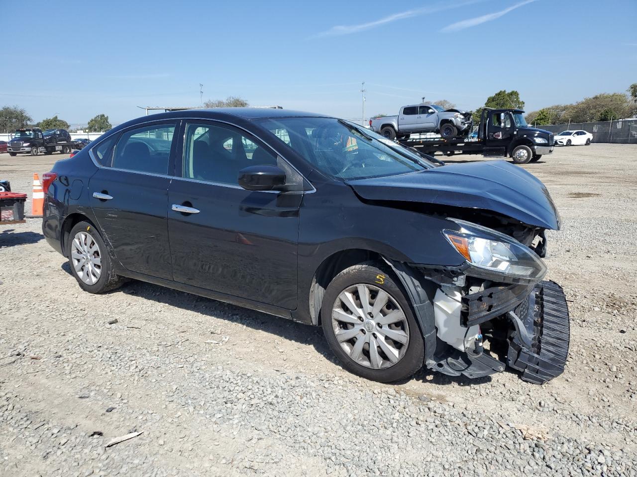 2017 NISSAN SENTRA S - Фото 4