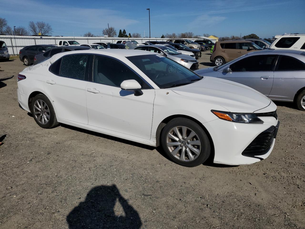 2018 TOYOTA CAMRY L - Image 4