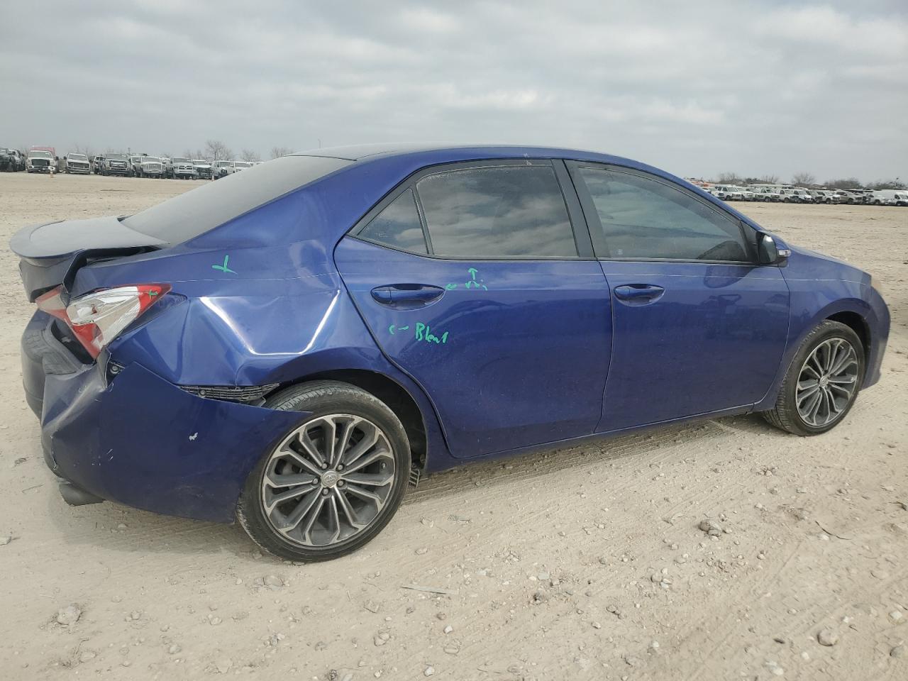 2014 TOYOTA COROLLA L - Image 3