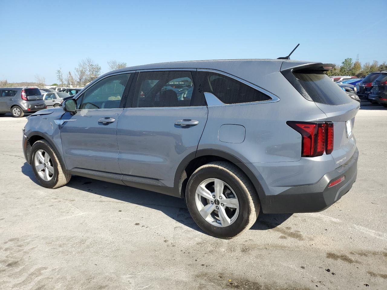 2023 KIA SORENTO LX - Фото 2