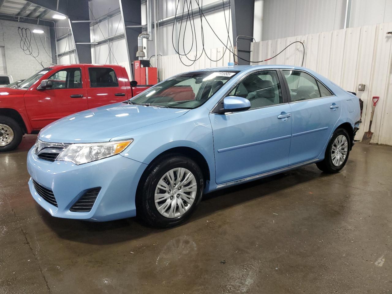 2013 TOYOTA CAMRY L
