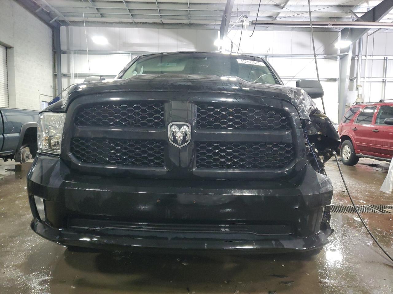 2014 RAM 1500 ST - Image 5