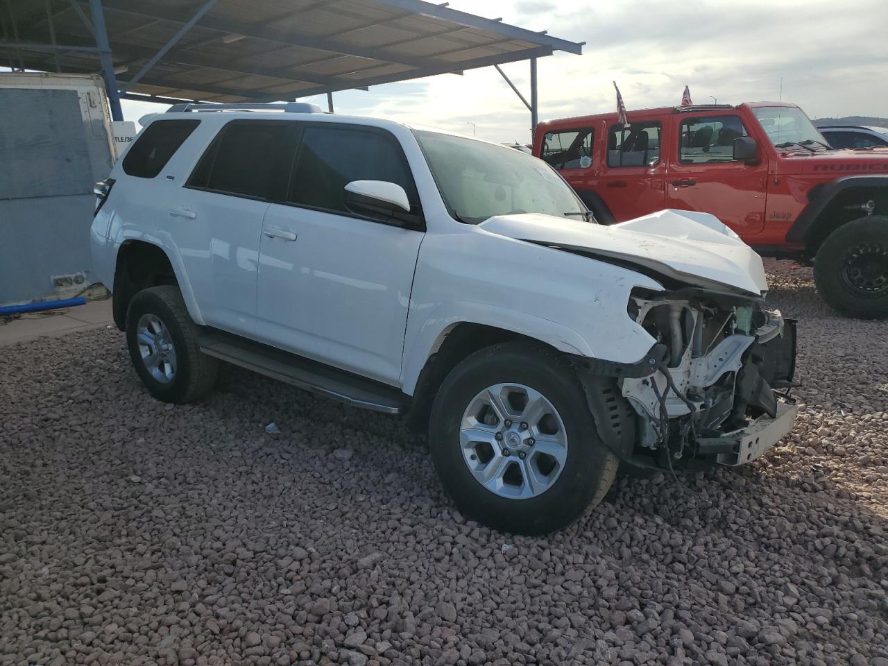 2018 TOYOTA 4RUNNER SR - Image 4