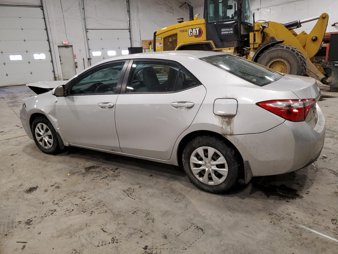 2015 TOYOTA COROLLA L - Image 2