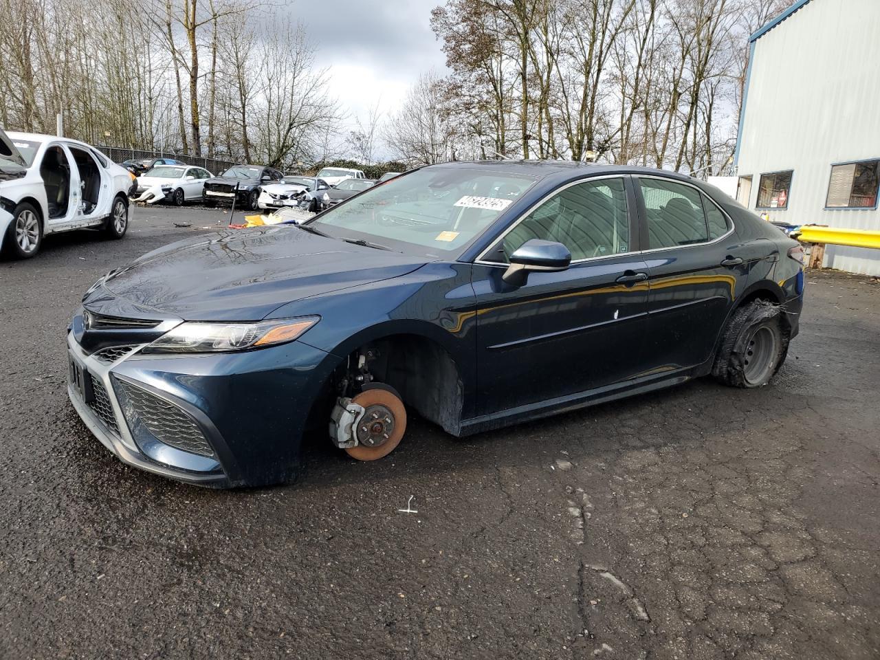 2021 TOYOTA CAMRY SE